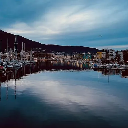 Luxury & Modern By The Ocean Bergen